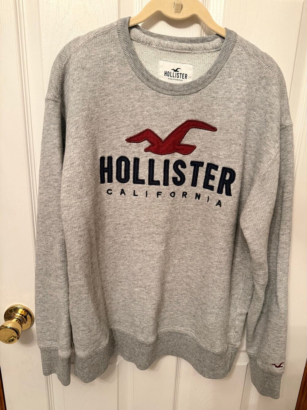 HOLLISTER CALIFORNIA LIGHT GRAY COTTON MIX PULLOVER SIZE M EXCELLENT CONDITION